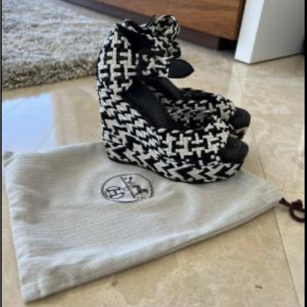 Hermes wedges size 36
